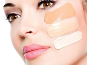 10 اشتباه رایج در آرایش صورت که بهتر است انجام ندهید