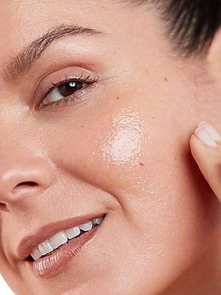 بهترین روتین آرایشی برای پوست‌های چرب، خشک و حساس