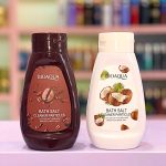 دو ظرف نمک حمام بیواکوا BIOAQUA در واریانت قهوه و نارگیل روی میز مغازه